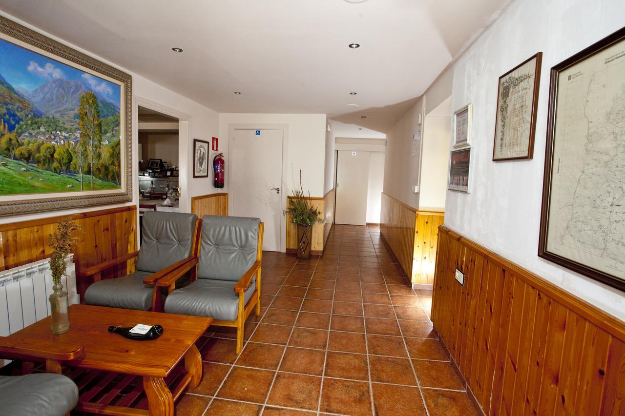 Hotel Montseny Espuy Extérieur photo